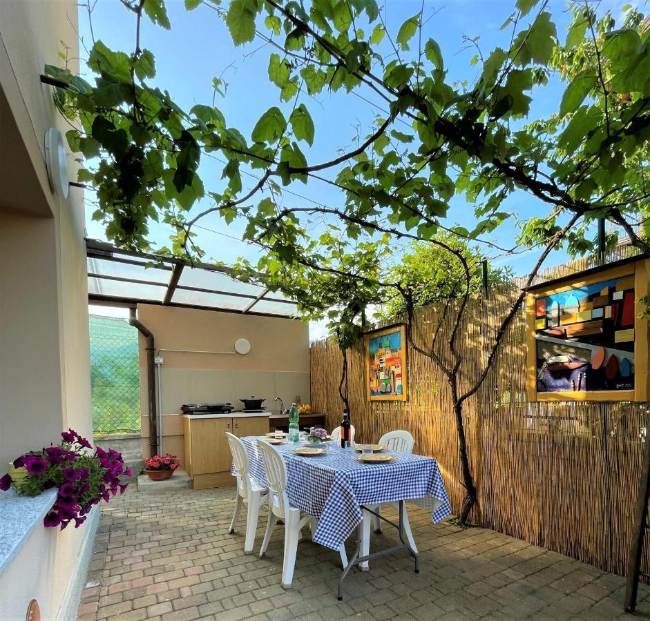 GIORNI FELICI: appartamento tutto nuovo, giardino, parcheggio Verbania Esterno foto
