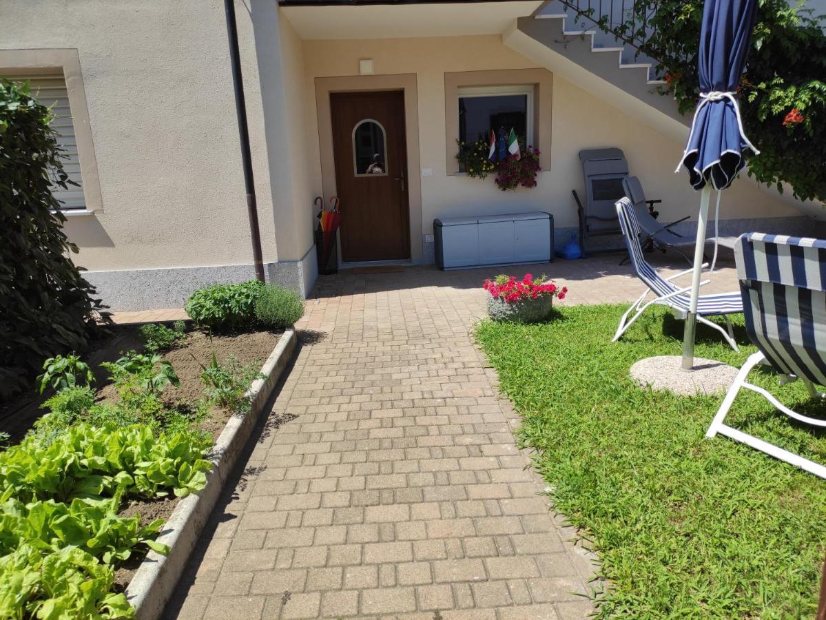 GIORNI FELICI: appartamento tutto nuovo, giardino, parcheggio Verbania Esterno foto